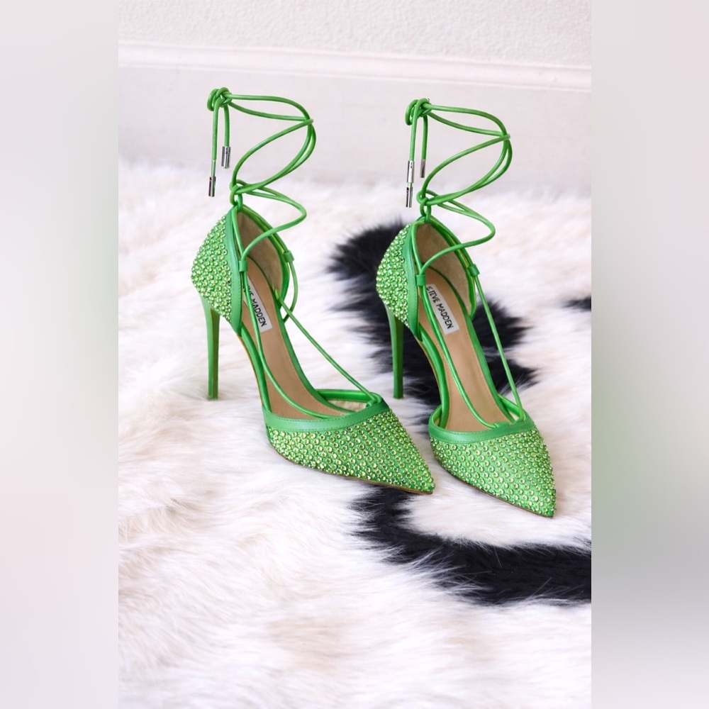 Steve Madden Vanity Green Rhinestone Lace-Up Heels Size 8